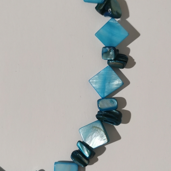 #37~NWOT Beaded glass necklace - Picture 3 of 3